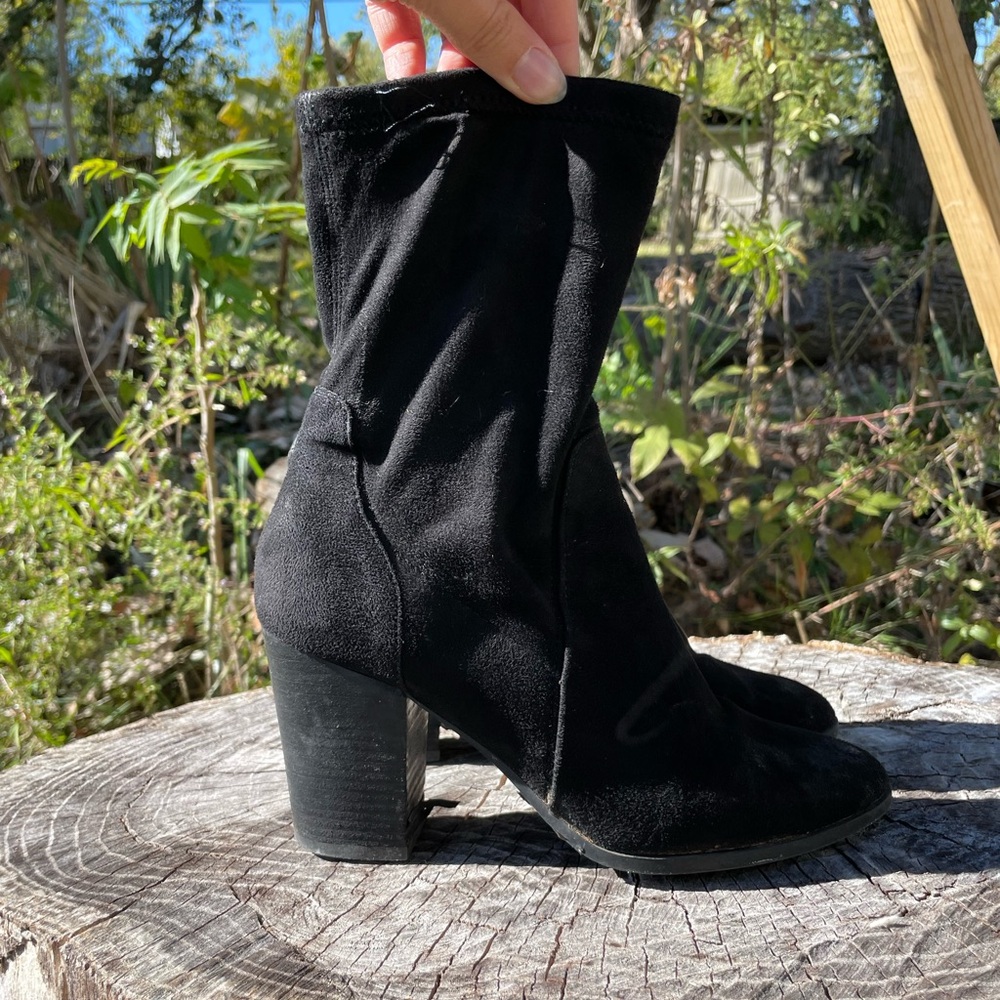 Forever 21 Black Suede Boots